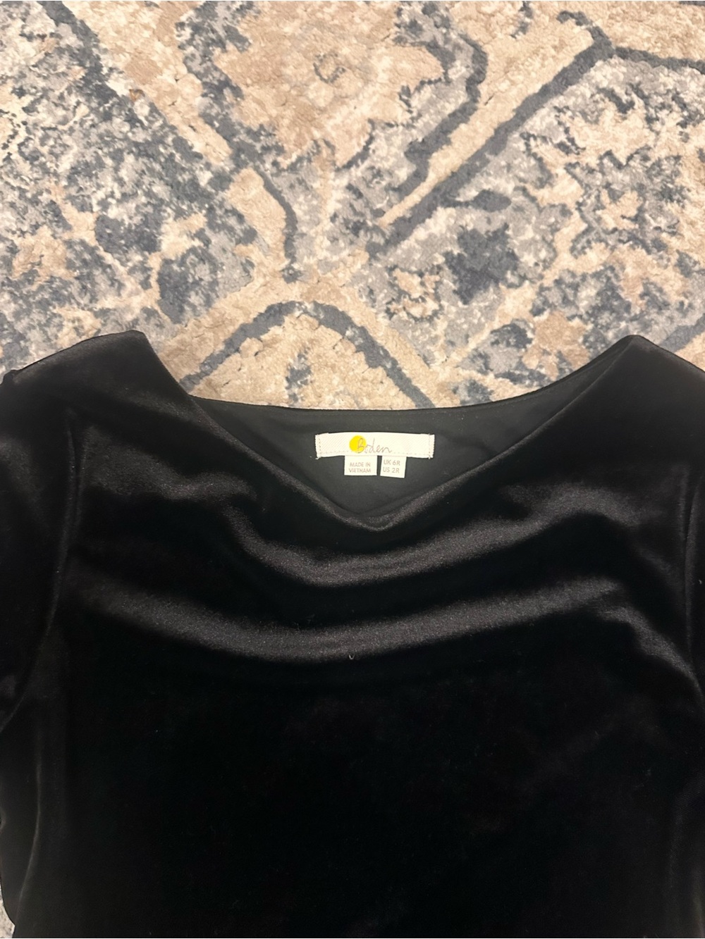 Boden Black Velvet Long-Sleeve Dress - size 2 - Picture 3 of 3